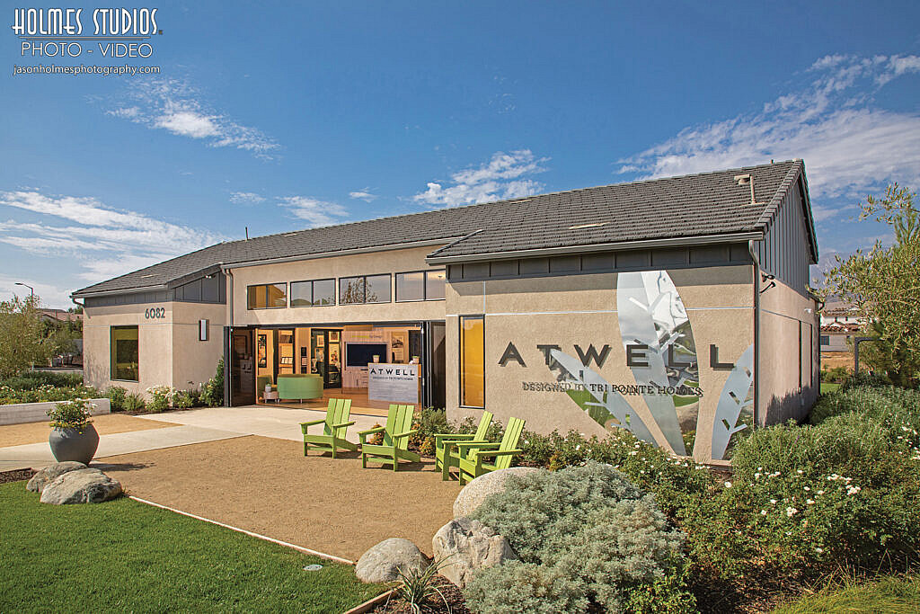 Exterior architectural photograph by Holmes Studios (3 of 32)