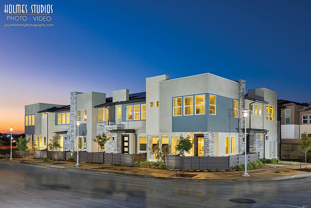 Exterior architectural photograph by Holmes Studios (1 of 32)
