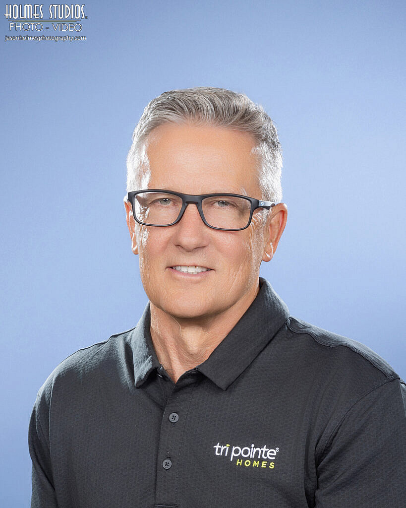 Corporate head shot by Holmes Studios (6 of 15)