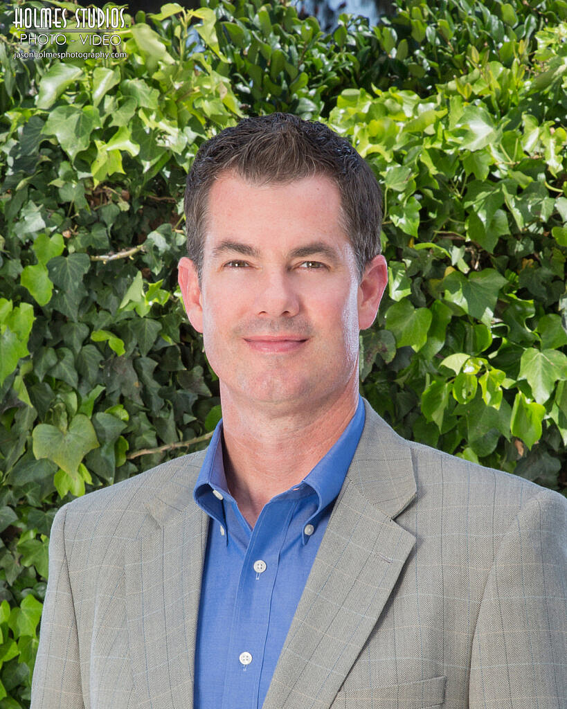 Corporate head shot by Holmes Studios (9 of 15)