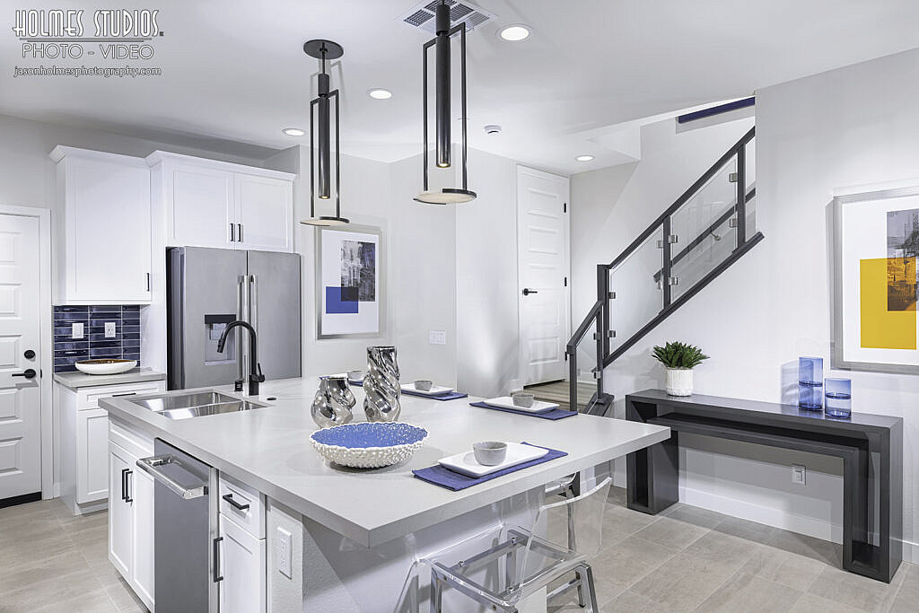 Interior photograph by Holmes Studios (3 of 35)