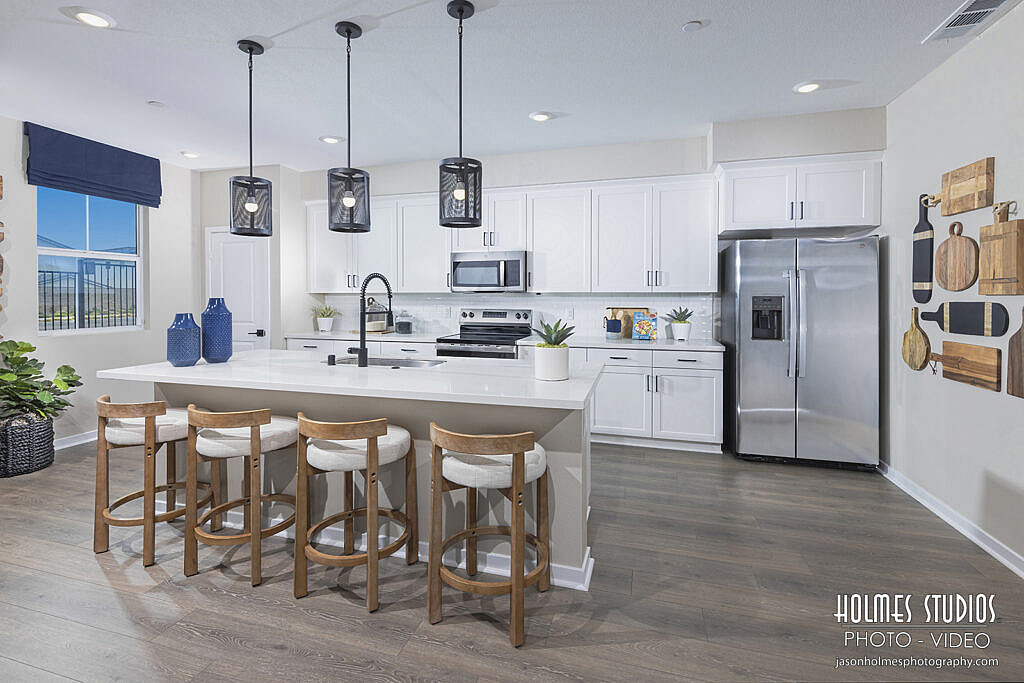 Interior photograph by Holmes Studios (1 of 35)
