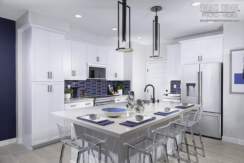 Interior photograph by Holmes Studios (7 of 35)