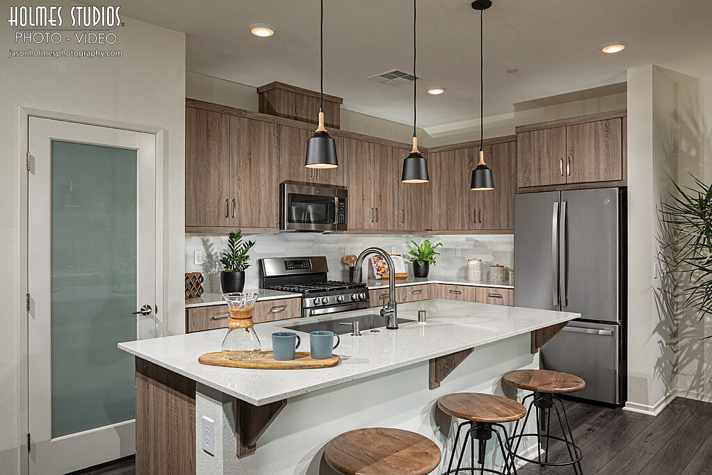 Interior photograph by Holmes Studios (18 of 35)